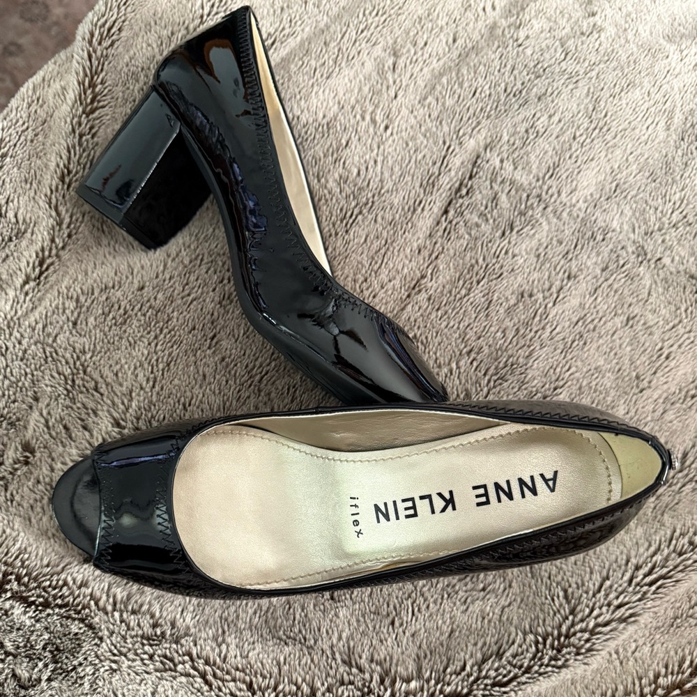 Anne Klein Black Patent Leather Block Heel Pumps